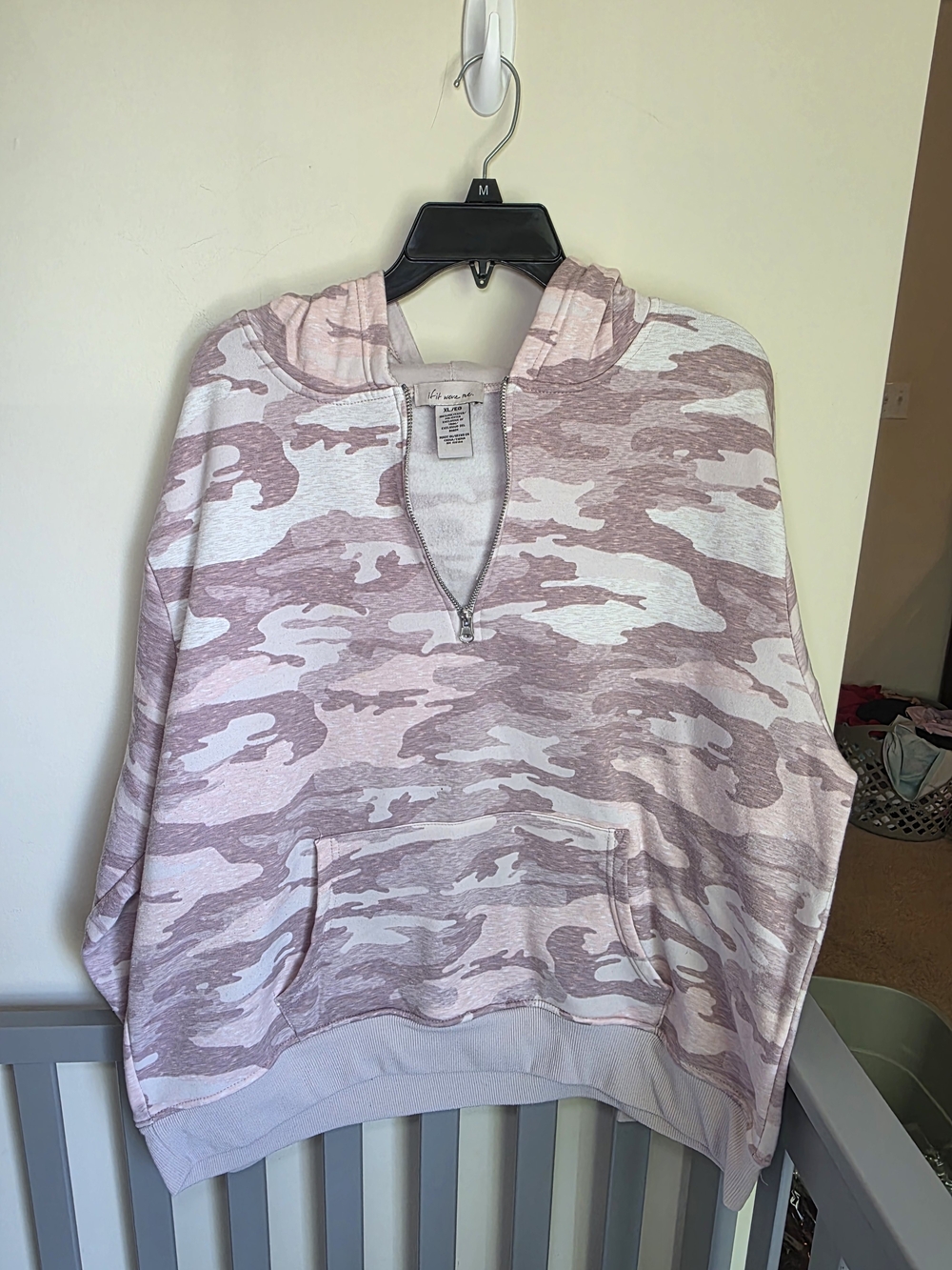 If It Were Me Light Pink Camo Oversized Half-Zip Hoodie Sweatshirt Size XL